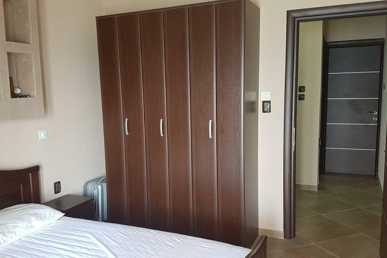 Luxury Apartment On The First Line ! Nea Kallikrateia Esterno foto